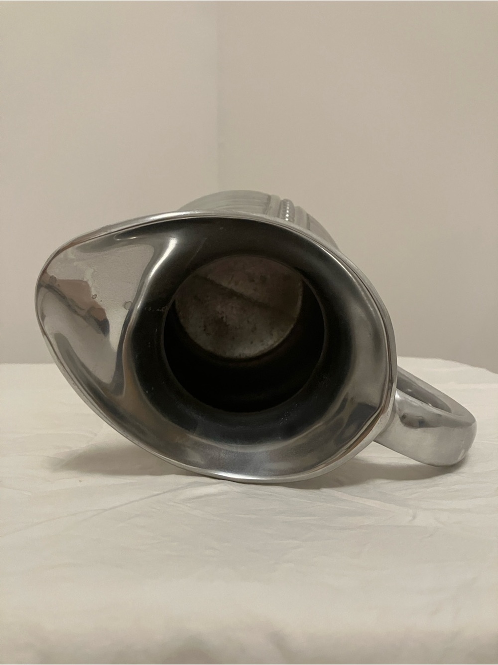 Wilton Armetale Water Pitcher - Picture 4 of 5